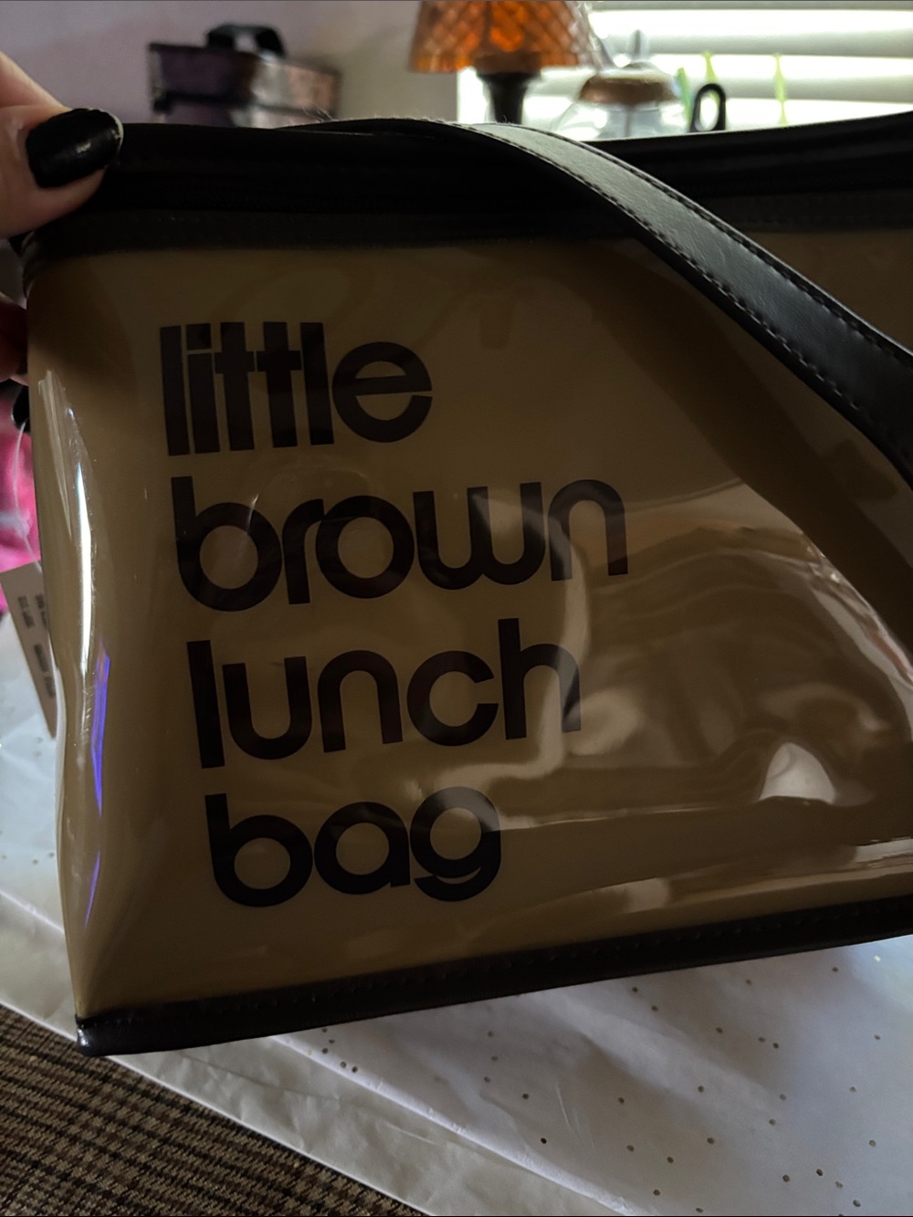 Rare Lunch Bag Crossbody - Picture 2 of 9
